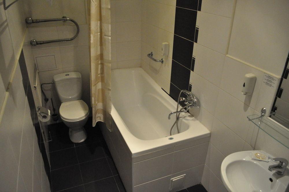 Hotel Albatross Riga Bagian luar foto