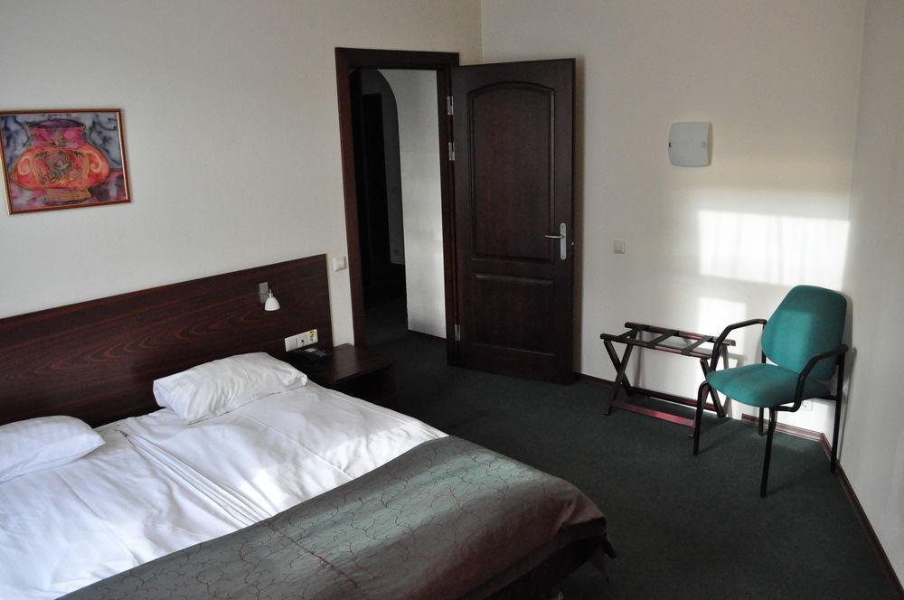 Hotel Albatross Riga Bagian luar foto