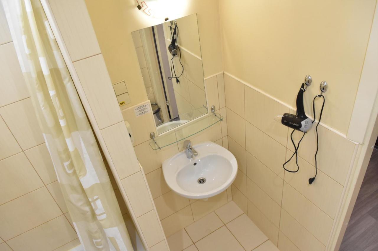 Hotel Albatross Riga Bagian luar foto